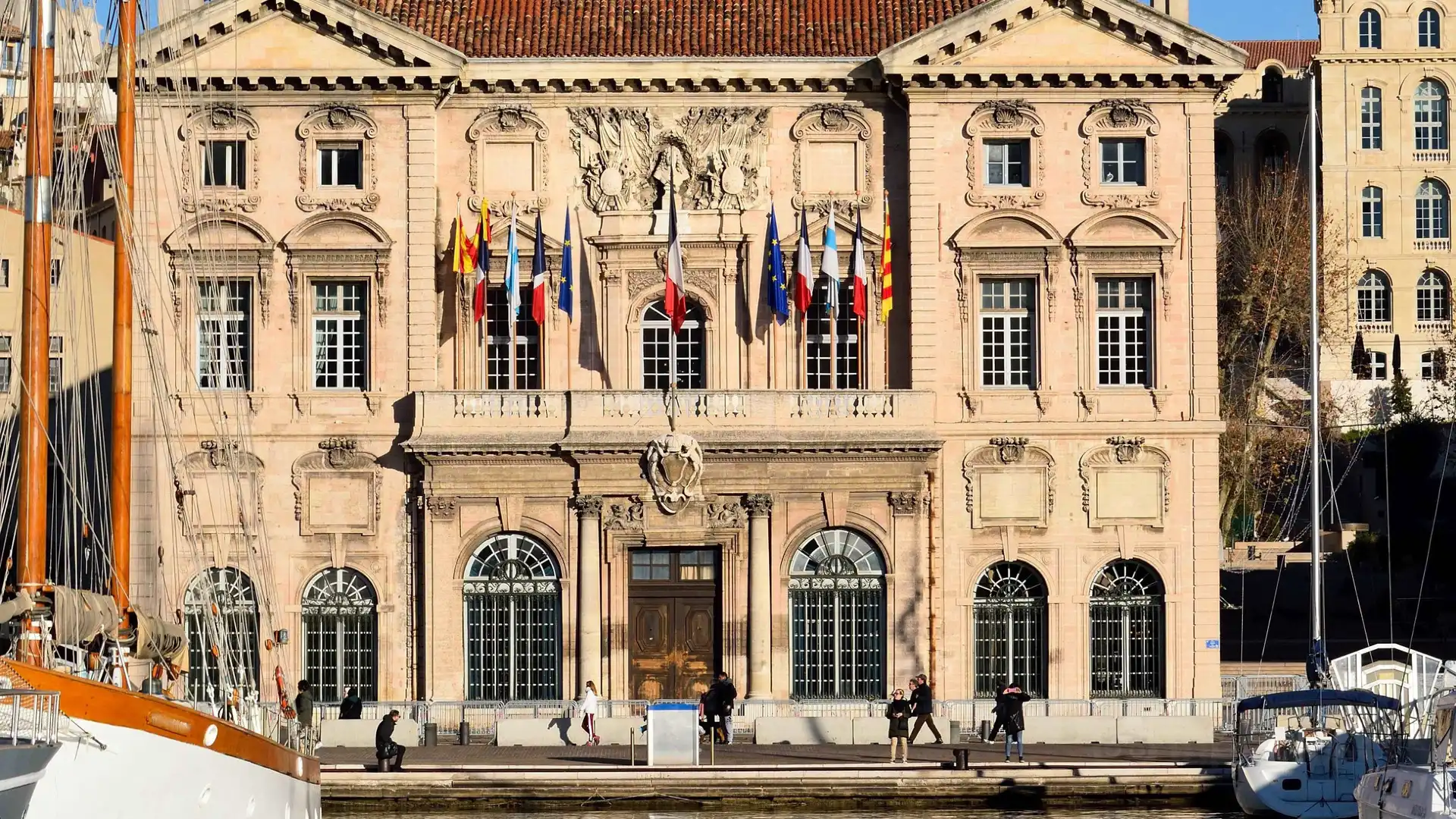 Hotels near Ville de Marseille