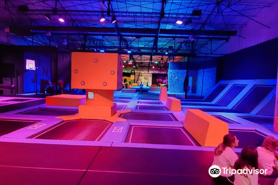 GOPARK INTERIEUR - Paintball et trampolines parc