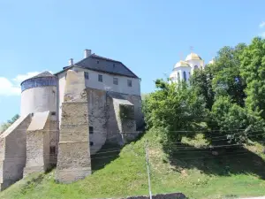 奧斯特羅赫城堡