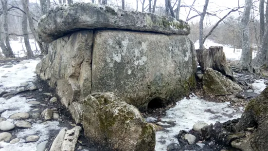 Khanzhokh Dolmen