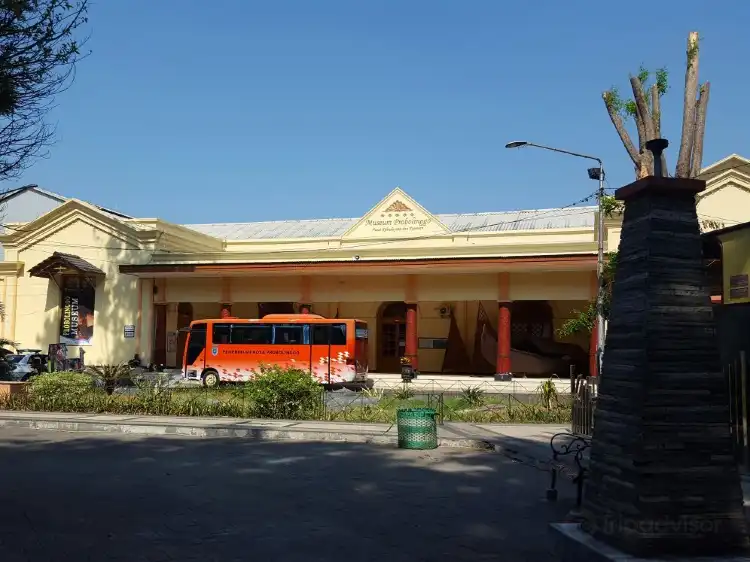 Hotel dekat Bee Jay Indra Loka