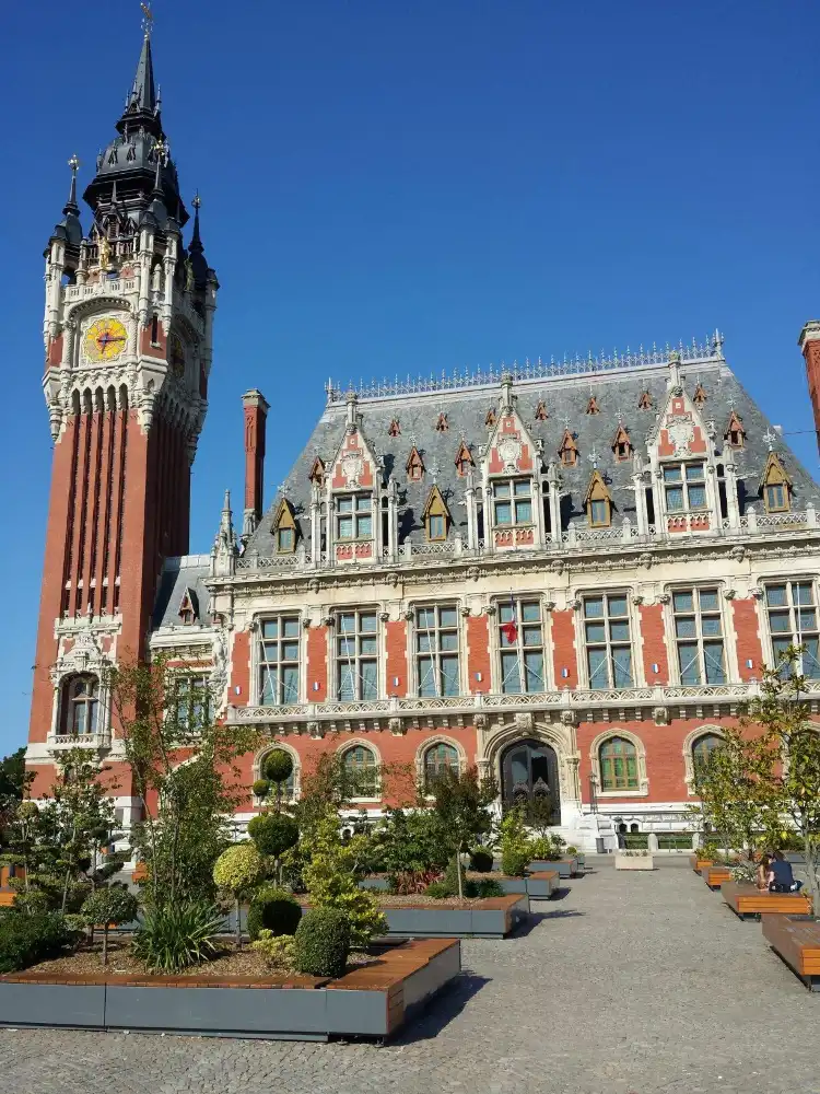 Hotels near Calais Town Hall