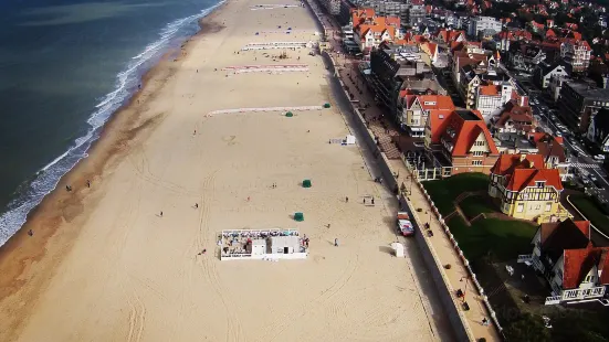 Strand van De Haan