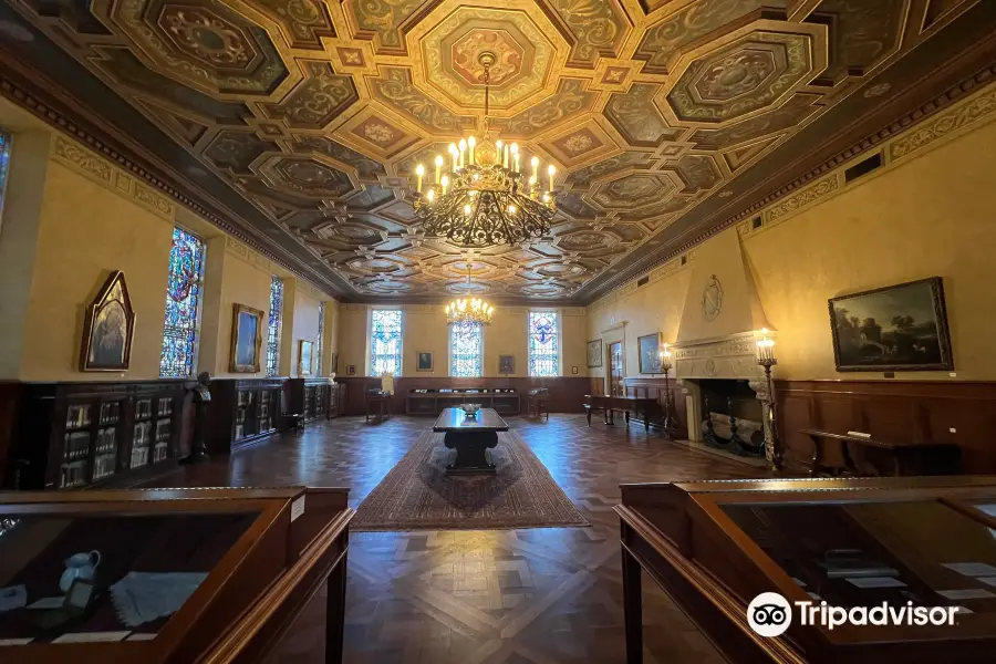 Armstrong Browning Library