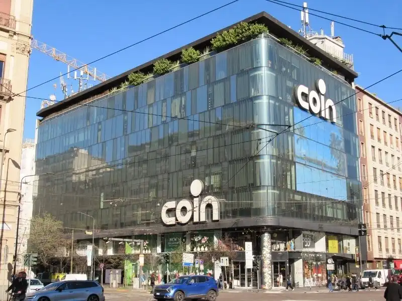 Hotel in zona COIN