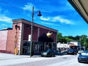 The Lamp Theatre