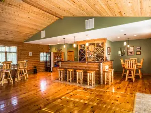White Tail Run Winery, Vineyard and Disc Golf Course