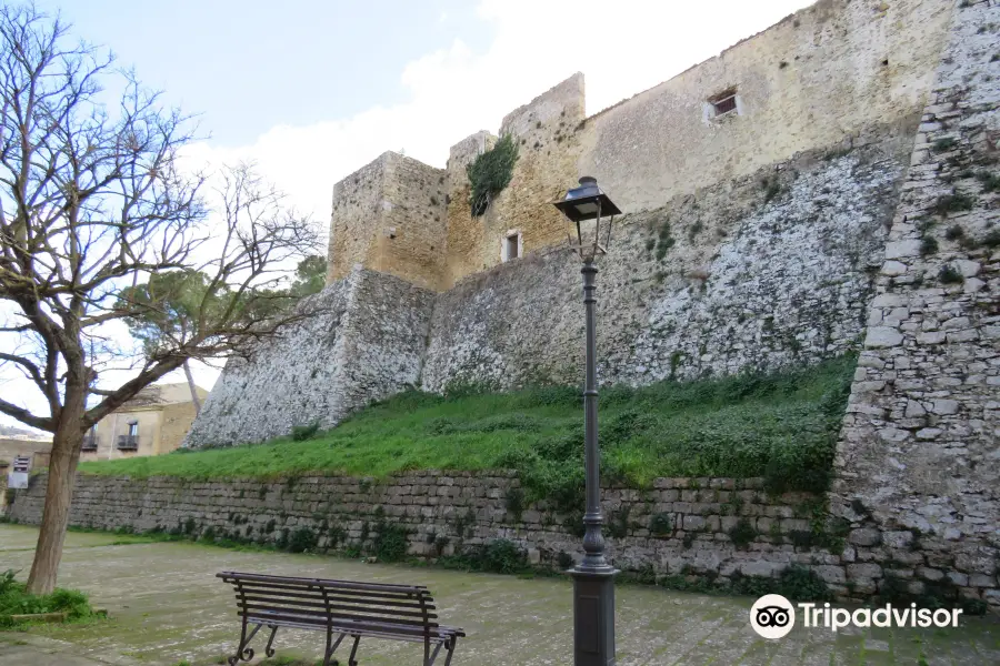 Castello Aragonese