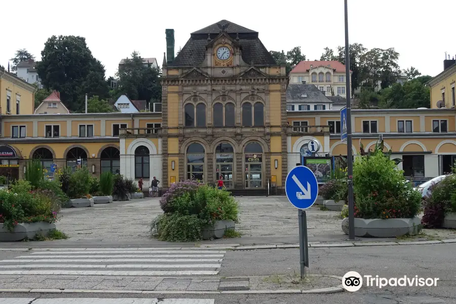 Neustadt Hauptbahnhof