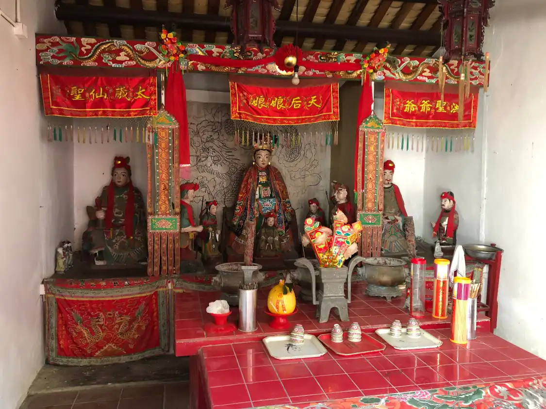 東平洲天后廟附近的飯店