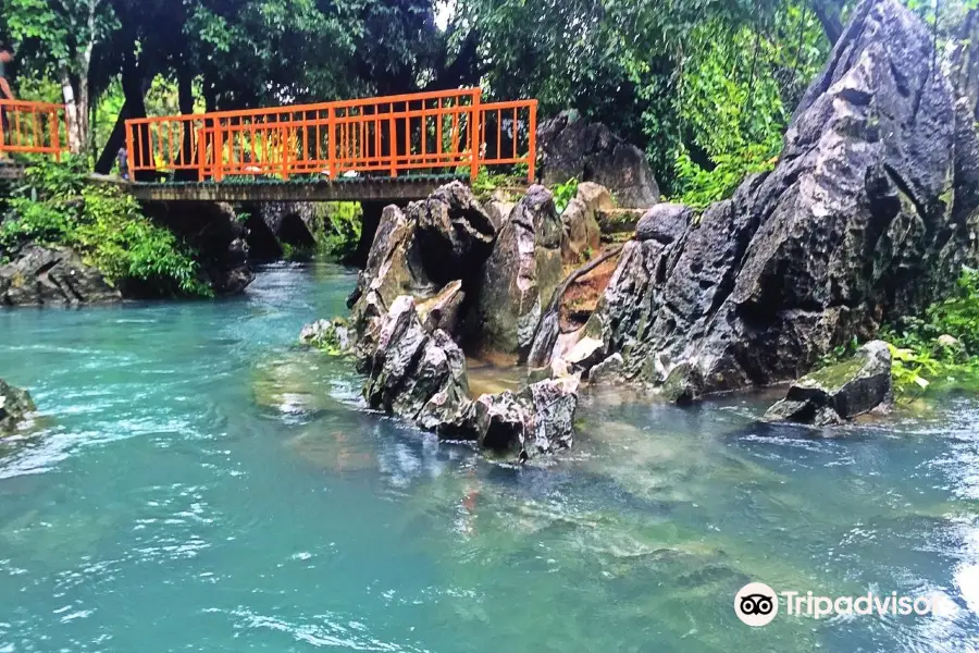 Tham Chang Cave