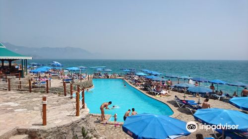 Ploce Beach