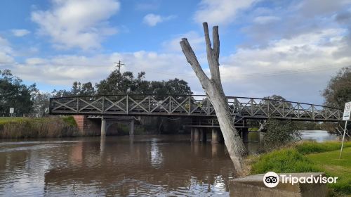 La Trobe Swing Bridge