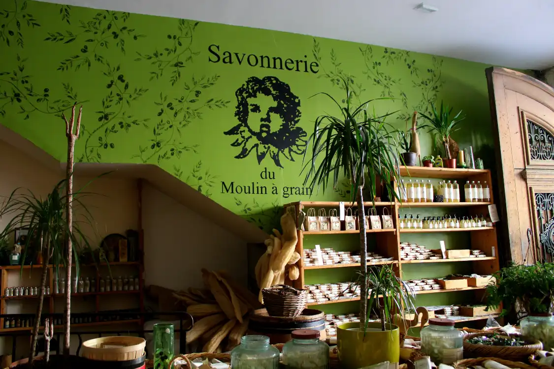 Hotels near Savonnerie du Moulin a grain