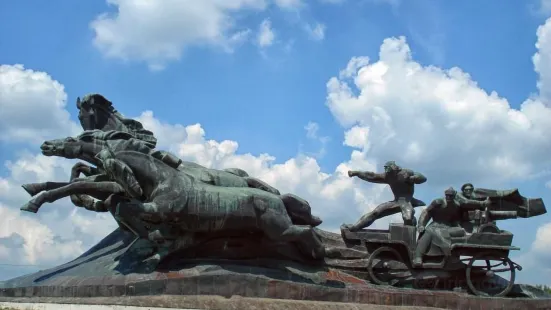“塔槍卡—羅斯托夫槍卡”第一騎兵軍紀念碑