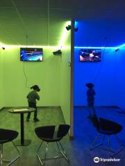 Virtual Evasion - Lancer de haches, réalité virtuelle, karaoké box, Restaurant