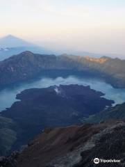 Rinjani Sunrise