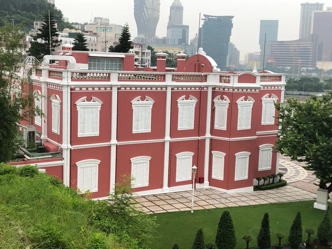 禮賓府附近的飯店