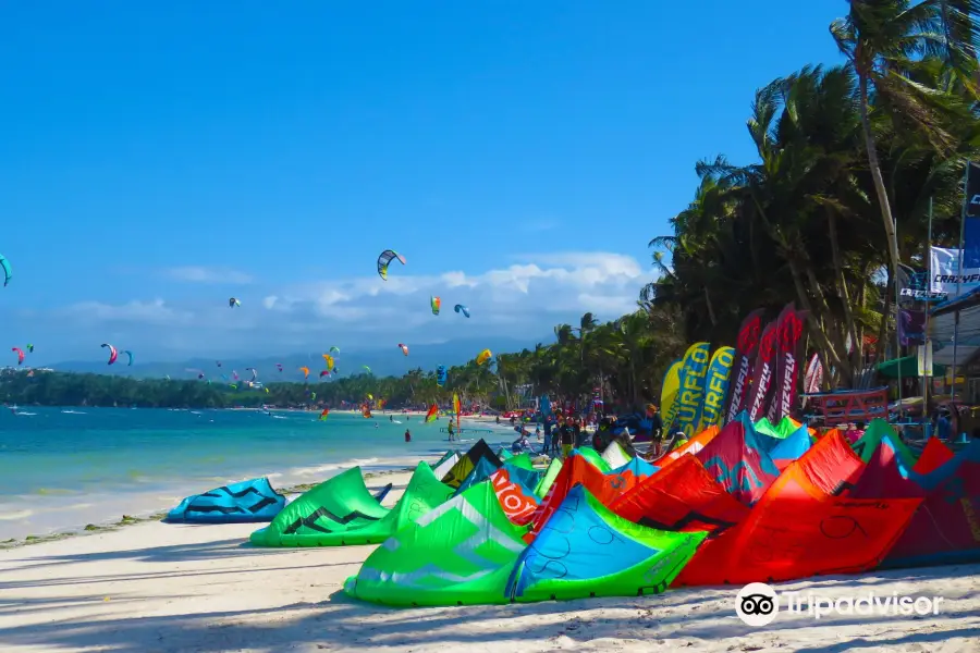 Bolabog Beach KiteBoarding