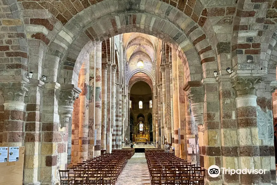 Basílica de San Julián de Brioude