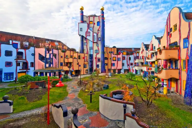 Hotel in zona Das Hundertwasserhaus in Plochingen
