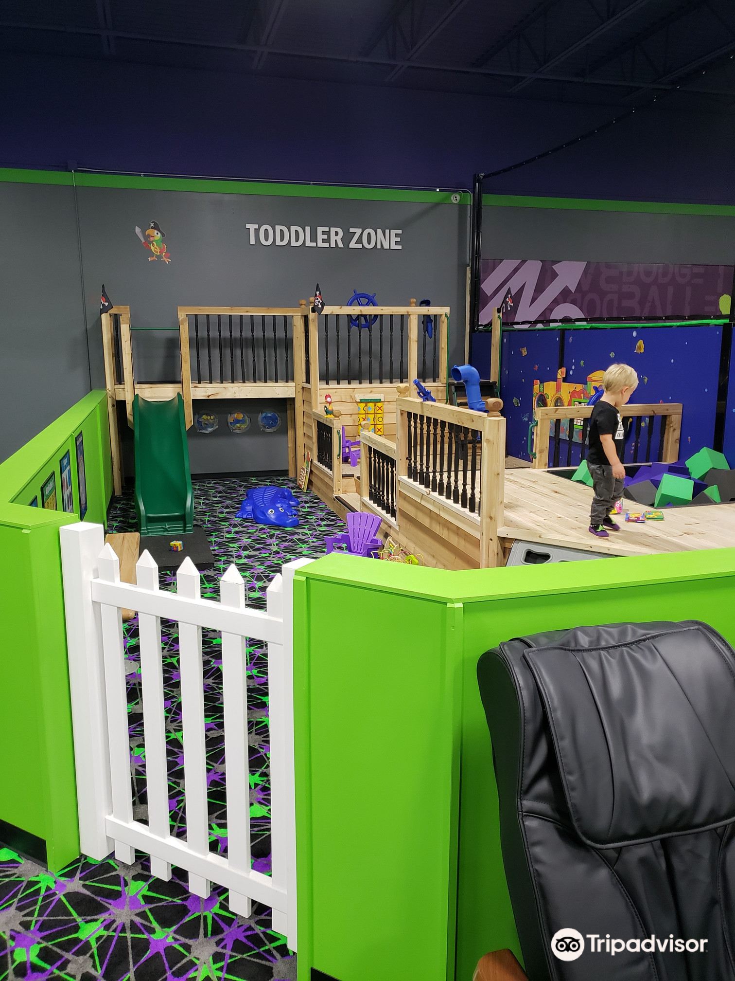 Latest travel itineraries for Air Insanity Indoor Trampoline Park in  September (updated in 2023), Air Insanity Indoor Trampoline Park reviews,  Air Insanity Indoor Trampoline Park address and opening hours, popular  attractions, hotels,