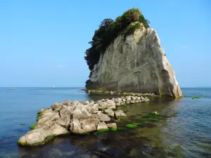 見附島