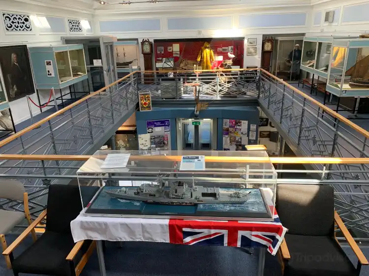Hotels near Montrose Museum and Art Gallery