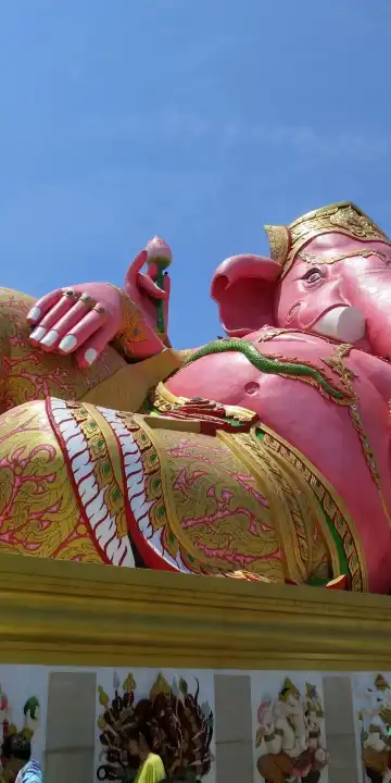 Hotels near Marupong Park