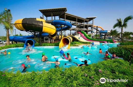 Black Mountain Water Park