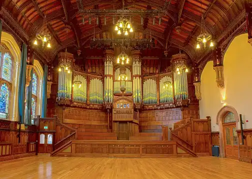 Hotels near Guildhall