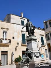 Monumento a Sigismondo Castromediano