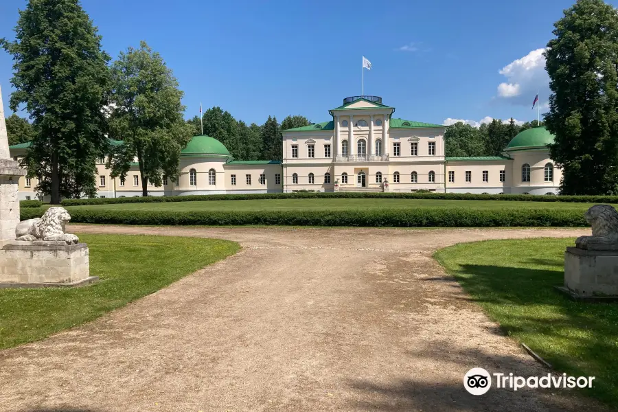 Manor Stepanovskoye-Volosovo