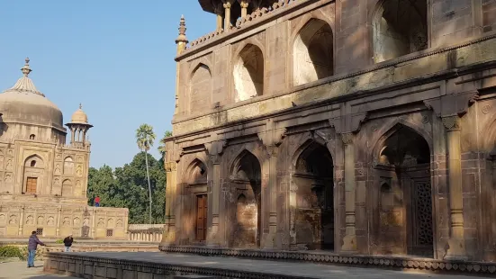 Khusro Bagh