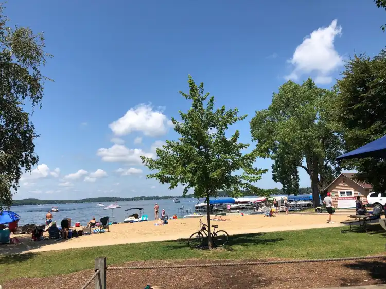 레이크 밀스 호텔