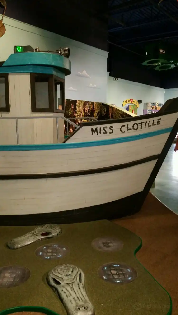 Hotels near Bayou Country Children's Museum
