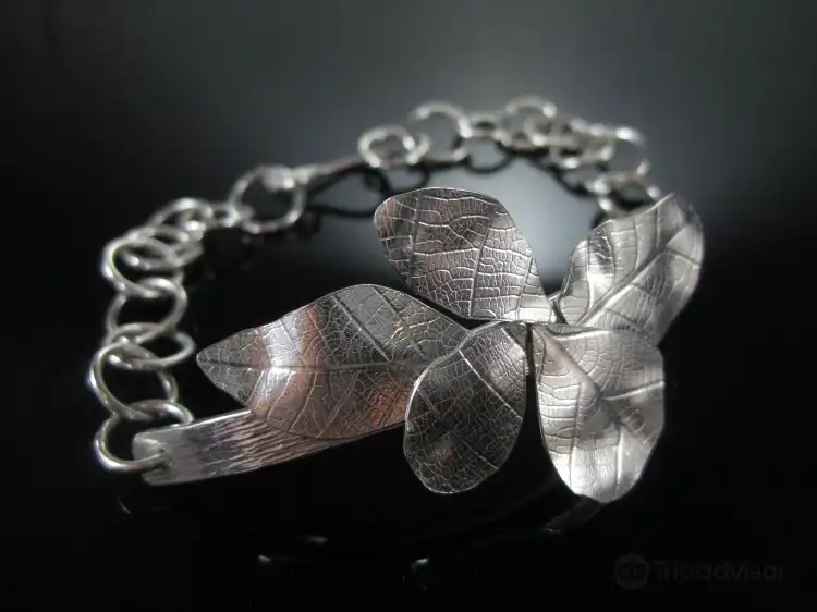 Hotels in Prades-d'Aubrac