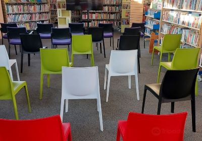 Long Buckby Library