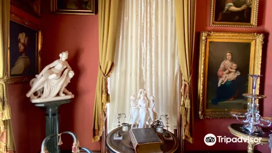 Camron-Stanford House