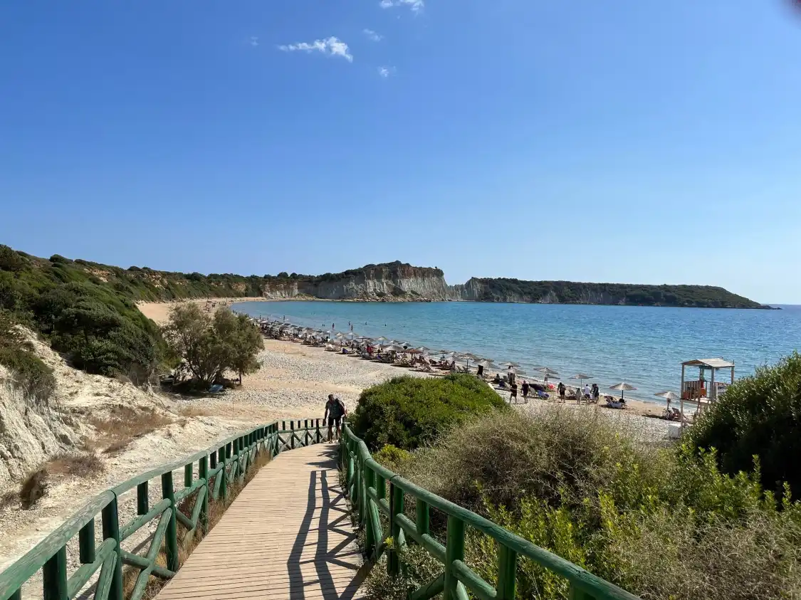 Zakynthos Sea Turtle Rescue & Information Center附近的飯店