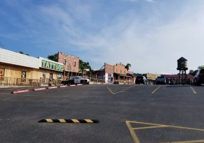 Uranus Sideshow Museum