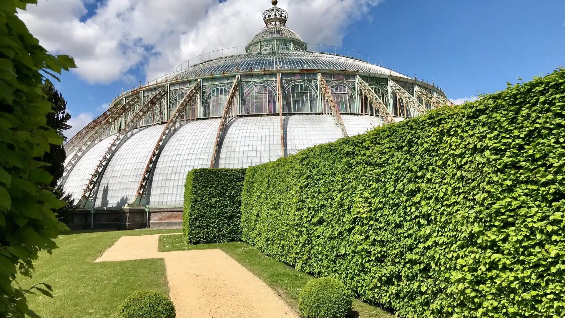 Các khách sạn gần Serres Royales de Laeken