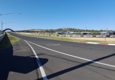 Mount Panorama Motor Racing Circuit