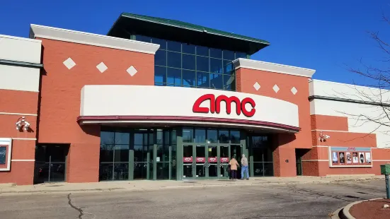 AMC Lake In The Hills 12