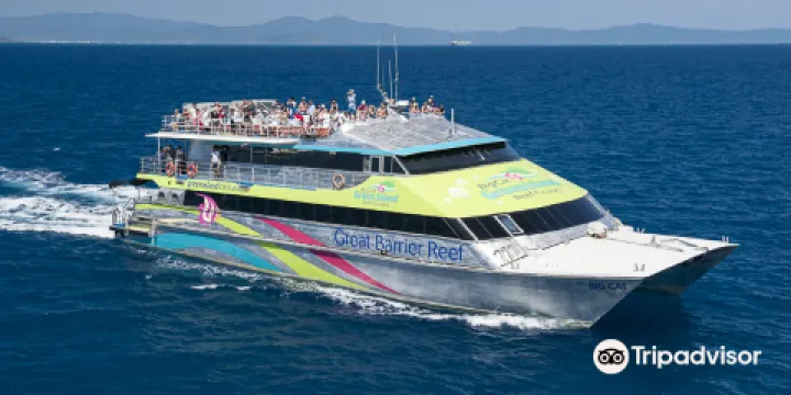 大貓號綠島大堡礁遊船