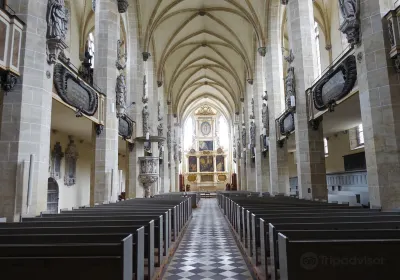 Halle