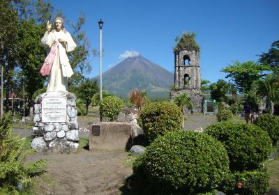 Cagsawa Ruins