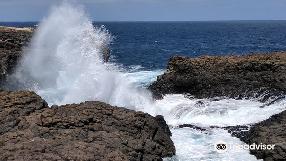 Buracona - Blue Eye Cave