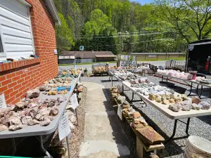Rockhound Ridge Gem Mine