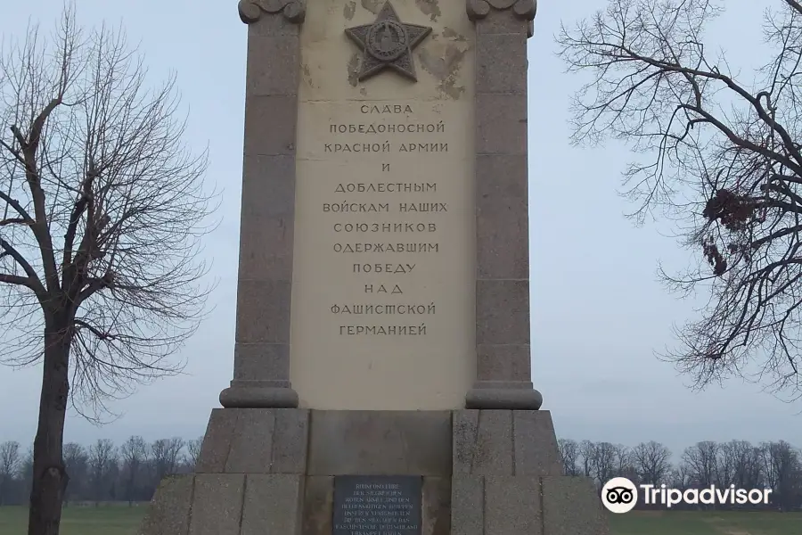 Soldaten an der Elbe